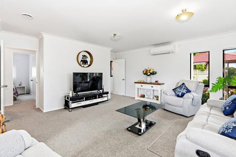 Photo of property in 11 Maurton Place, Onerahi, Whangarei, 0110
