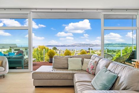 Photo of property in 12 Botanical Heights Drive, Waipahihi, Taupo, 3330