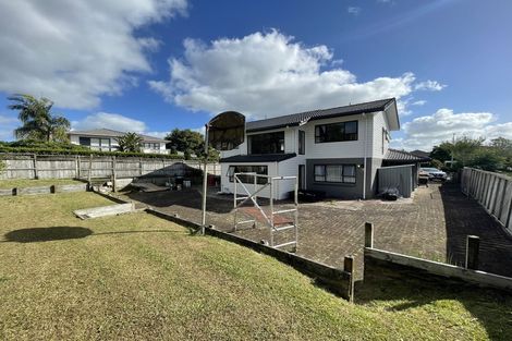 Photo of property in 27 Charles Prevost Drive, The Gardens, Auckland, 2105