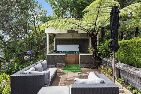 Photo of property in 33 Townsend Road, Miramar, Wellington, 6022