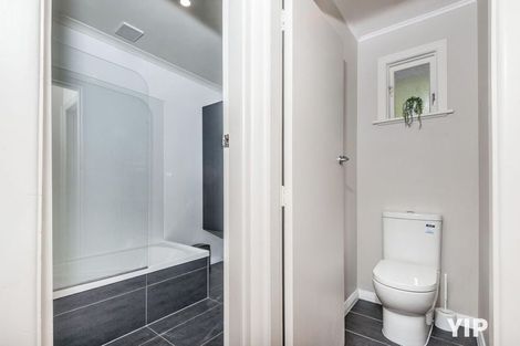 Photo of property in 11 Link Road, Newlands, Wellington, 6037