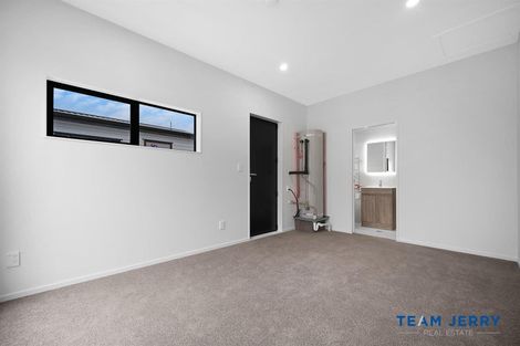 Photo of property in 65 Survila Street, Papakura, 2110