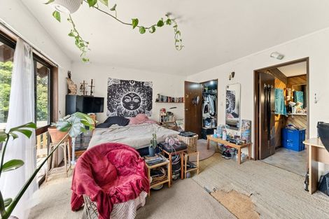 Photo of property in 50b Woodleigh Street, Frankleigh Park, New Plymouth, 4310