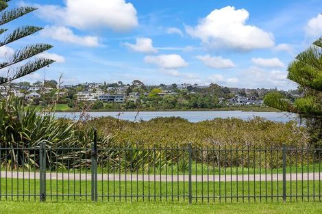 Photo of property in 24 Settlers Grove, Orewa, 0931