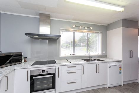 Photo of property in 5 Bronte Place, Whalers Gate, New Plymouth, 4310