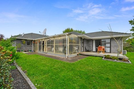Photo of property in 15 Elmslie Place, Owhata, Rotorua, 3010