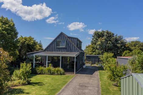 Photo of property in 17 White Street, Whitianga, 3510