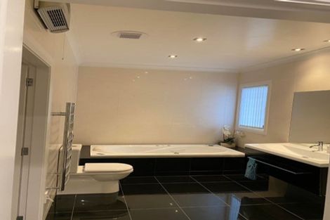 Photo of property in 2 Blundell Way, Heretaunga, Upper Hutt, 5018