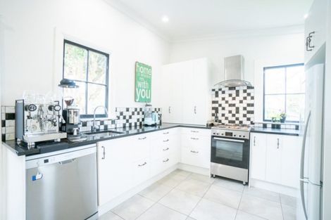 Photo of property in 10 Manson Street, Terrace End, Palmerston North, 4410