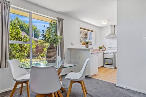 Photo of property in 2/98 Buchanans Road, Hei Hei, Christchurch, 8042