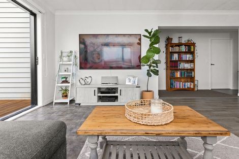 Photo of property in 80a Geddis Avenue, Maraenui, Napier, 4110