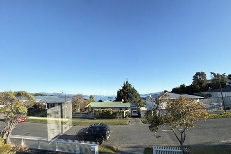 Photo of property in 17 Cypress Drive, Maungaraki, Lower Hutt, 5010