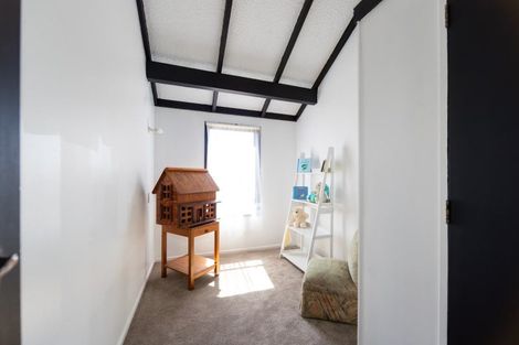 Photo of property in 230 Flaxmere Avenue, Flaxmere, Hastings, 4120