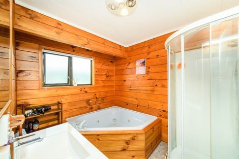 Photo of property in 125 Summerhill Drive, Fitzherbert, Palmerston North, 4410