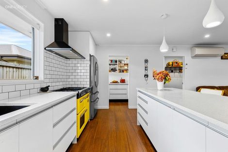 Photo of property in 8 Amy Place, Rangiora, 7400