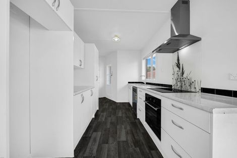 Photo of property in 25 Kayes Road, Pukekohe, 2120