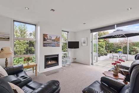 Photo of property in 76a Glandovey Road, Fendalton, Christchurch, 8052