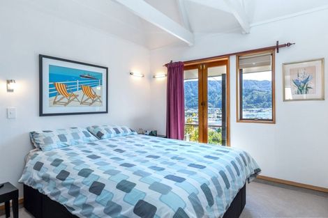 Photo of property in 3a Milton Terrace, Picton, 7220