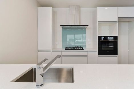 Photo of property in 80c Market Place, Papamoa Beach, Papamoa, 3118