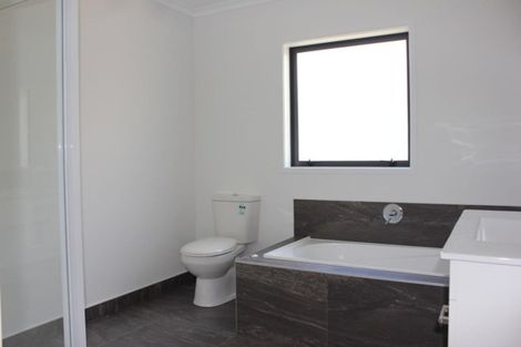 Photo of property in 52 Anne Burton Drive, Warkworth, 0910