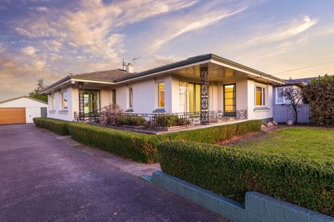 Photo of property in 21 Harris Street, Waimate, 7924