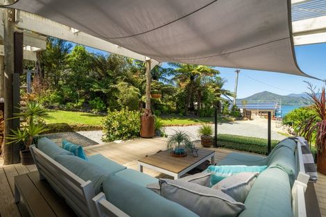 Photo of property in 7110 Kenepuru Road, Raetihi, Picton, 7282