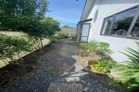 Photo of property in 806a Grove Road, Mayfair, Hastings, 4122