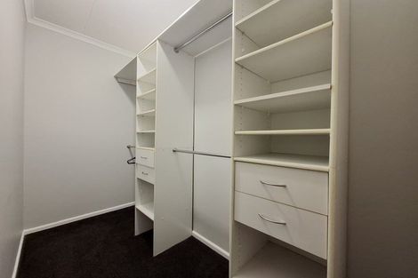 Photo of property in 53 Wallace Place, Westown, New Plymouth, 4310