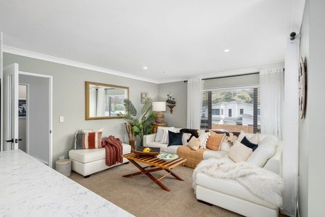 Photo of property in 27 Mauldeth Terrace, Churton Park, Wellington, 6037