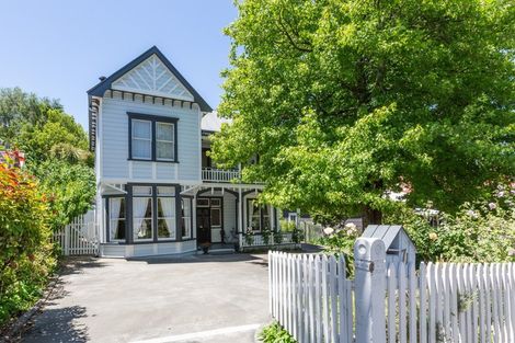 Photo of property in 71 Milton Road, Bluff Hill, Napier, 4110