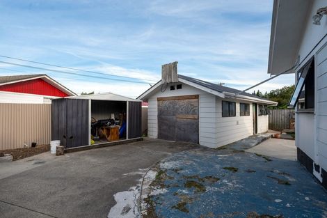 Photo of property in 16 Alison Street, Mangakakahi, Rotorua, 3015