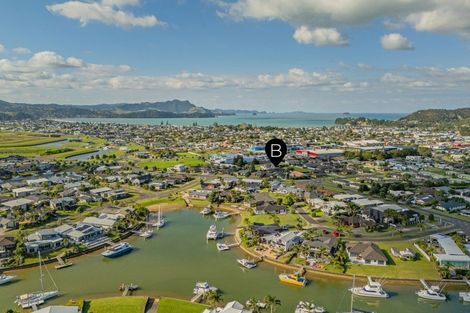 Photo of property in 38 Kupe Drive, Whitianga, 3510