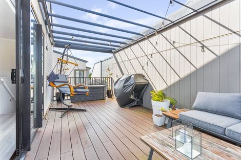 Photo of property in 37 Kerewhenua Crescent, Hobsonville, Auckland, 0616