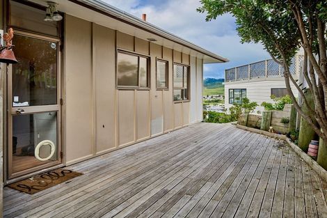 Photo of property in 10 Finn Place, Titahi Bay, Porirua, 5022