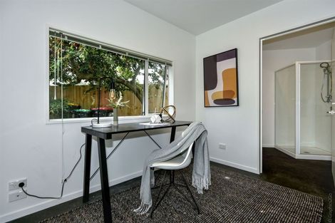 Photo of property in 33 Palmers Road, New Brighton, Christchurch, 8083