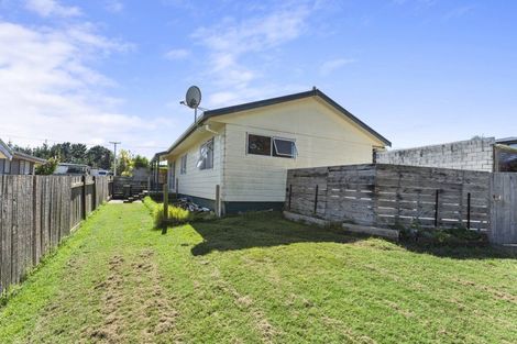 Photo of property in 97 Koputara Road, Himatangi Beach, Foxton, 4891