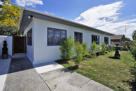 Photo of property in 21 Steele Road, Forest Lake, Hamilton, 3200