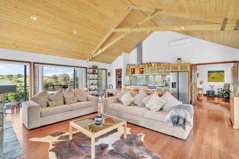 Photo of property in 134 Phillips Road, Kaiwaka, 0573