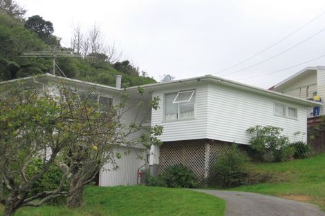 Photo of property in 4 Julia Place, Tawa, Wellington, 5028