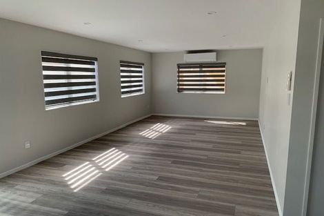 Photo of property in 9a Jillteresa Crescent, Half Moon Bay, Auckland, 2012