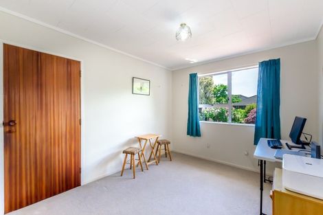 Photo of property in 11b Graham Grove, Waikanae, 5036