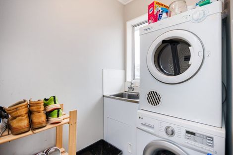 Photo of property in 49 Kaimanawa Street, Kelvin Grove, Palmerston North, 4414