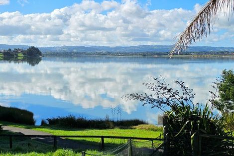 Photo of property in 18a Carnoustie Drive, Wattle Downs, Auckland, 2103