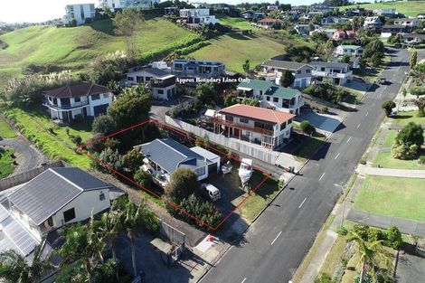 Photo of property in 16 Stratford Drive, Cable Bay, 0420