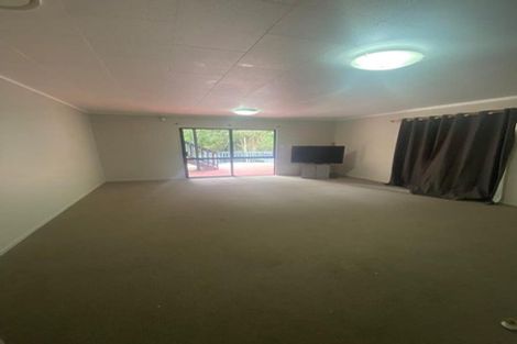 Photo of property in 21 Hakea Place, Totara Heights, Auckland, 2105