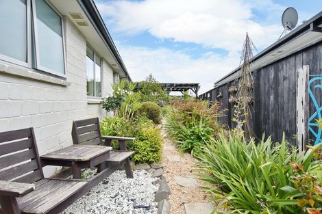 Photo of property in 27 Westpark Boulevard, Rangiora, 7400