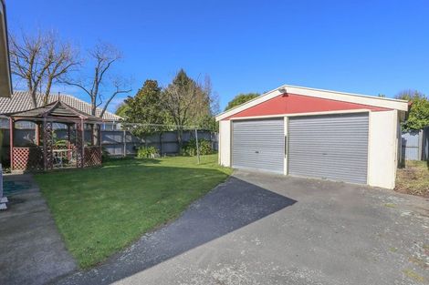 Photo of property in 53 Martbern Crescent, Bishopdale, Christchurch, 8053