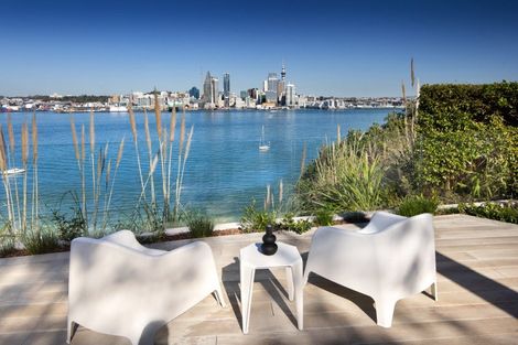 Photo of property in 53a Stanley Point Road, Stanley Point, Auckland, 0624