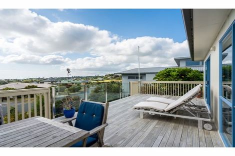 Photo of property in 17 Driftwood Place, Mangawhai Heads, Mangawhai, 0505