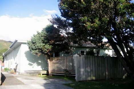 Photo of property in 12 Brook Street, Waiwhetu, Lower Hutt, 5010